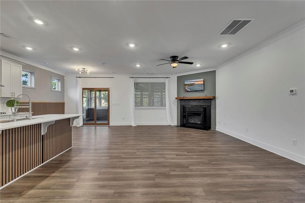 3 bedroom, 3 bathroom, 2,954 sq ft single family residence for sale at 196 Hickory Bluffs Parkway, Canton, GA 30114 — photo 10