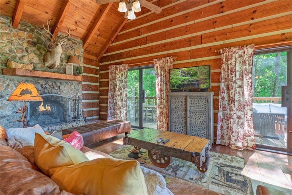 2 bedroom, 3 bathroom, 2,284 sq ft single family residence for sale at 1049 Rockwater Road, Ellijay, GA 30536 — photo 5