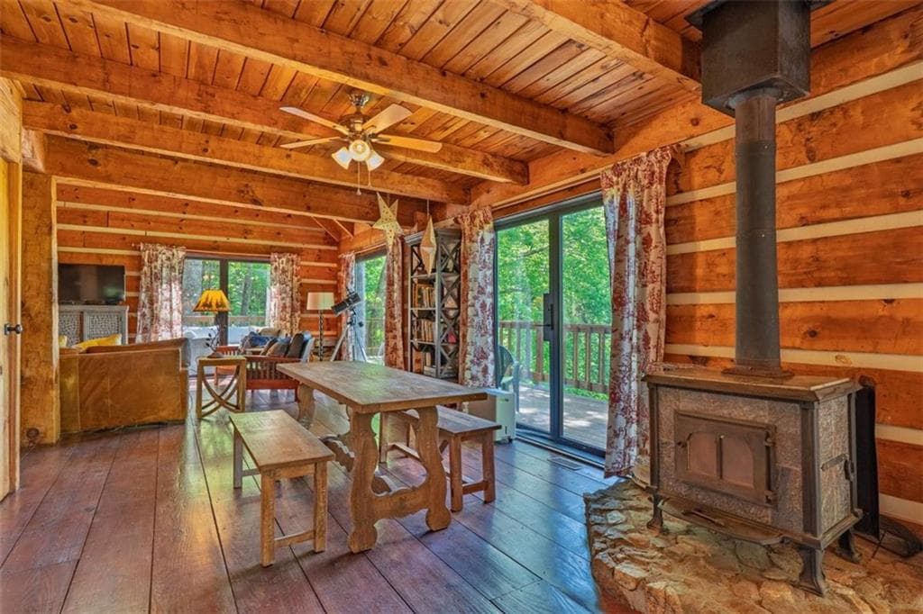 2 bedroom, 3 bathroom, 2,284 sq ft single family residence for sale at 1049 Rockwater Road, Ellijay, GA 30536 — photo 10