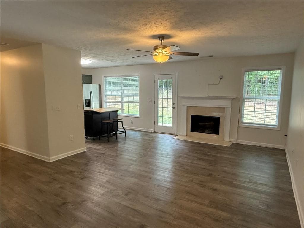 3 bedroom, 2 bathroom, 1,660 sq ft single family residence for sale at 1201 Oakland Drive, Monroe, GA 30655 — photo 4