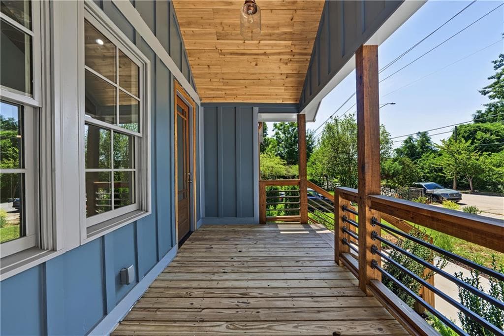 4 bedroom, 3 bathroom, 2,078 sq ft single family residence for sale at 1436 Lakewood Avenue, Atlanta, GA 30315 — photo 4