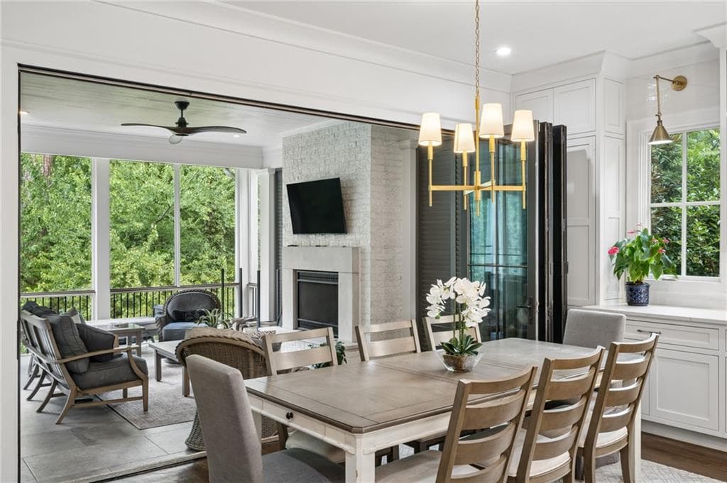 4 bedroom, 6 bathroom, 5,140 sq ft single family residence for sale at 934 Winall Down Road, Atlanta, GA 30319 — photo 5