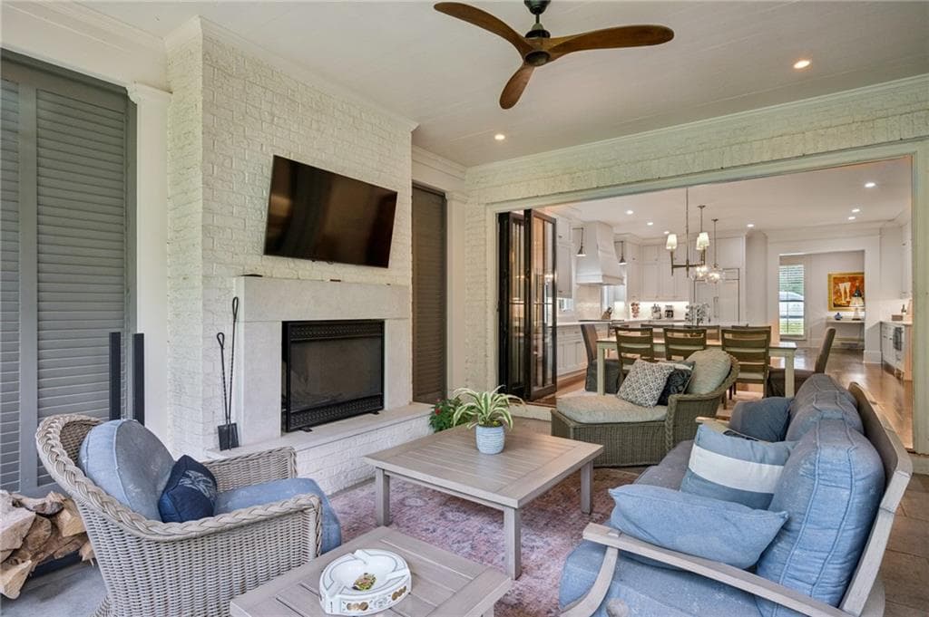 4 bedroom, 6 bathroom, 5,140 sq ft single family residence for sale at 934 Winall Down Road, Atlanta, GA 30319 — photo 7