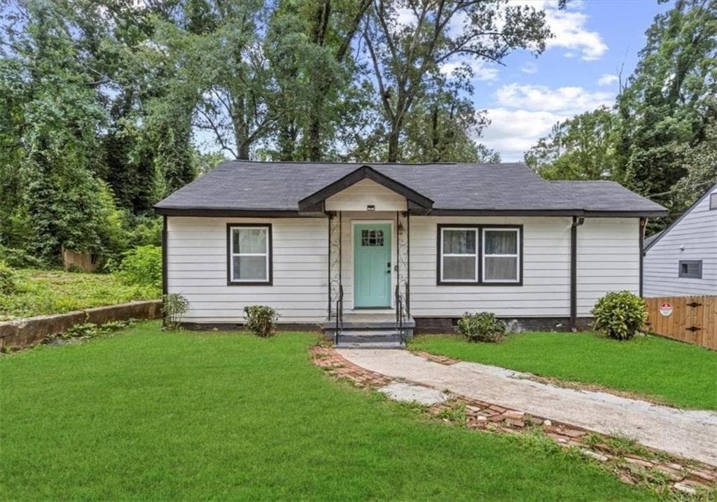 3 bedroom, 2 bathroom, 1,169 sq ft single family residence for sale at 1077 Peeples Street, Atlanta, GA 30310