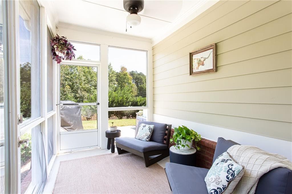 3 bedroom, 3 bathroom, 2,821 sq ft condominium for sale at 1601 Lexington Green Pines Pines, Cumming, GA 30040 — photo 4