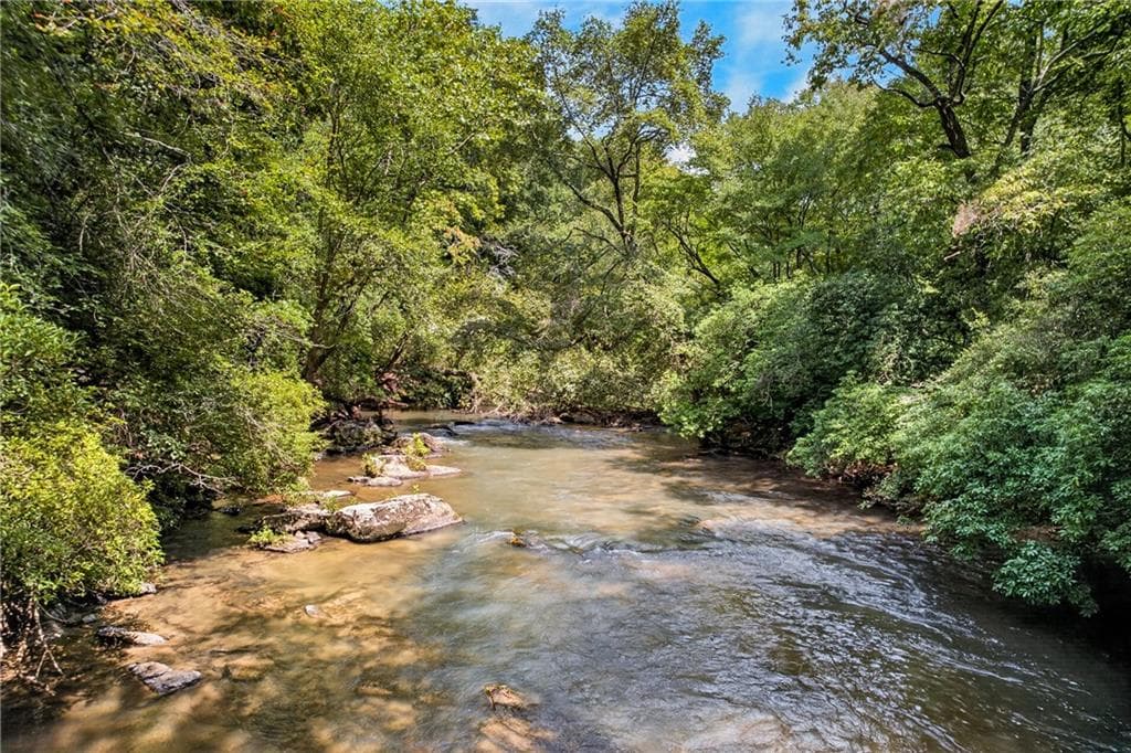 3 bedroom, 2 bathroom single family residence under contract at 48 Riverwood Trail, Ellijay, GA 30536 — photo 4