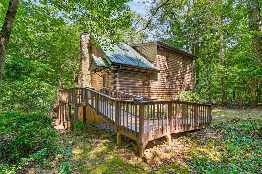 3 bedroom, 2 bathroom single family residence under contract at 48 Riverwood Trail, Ellijay, GA 30536 — photo 8