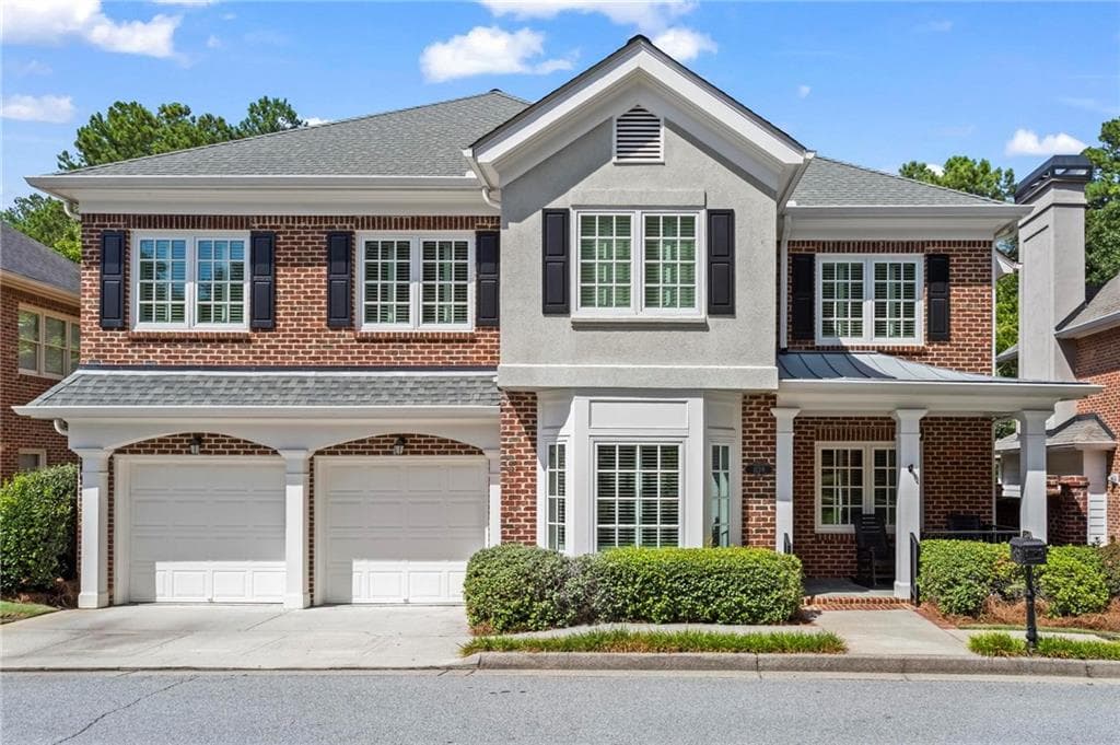 4 bedroom, 3 bathroom, 3,091 sq ft single family residence for sale at 1138 Fairway Gardens, Brookhaven, GA 30319 — photo 2