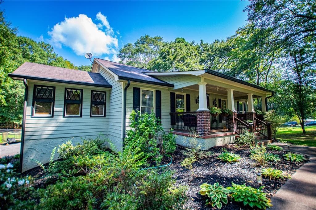 3 bedroom, 2 bathroom, 3,998 sq ft single family residence for sale at 60 Dale Street, Temple, GA 30179 — photo 5