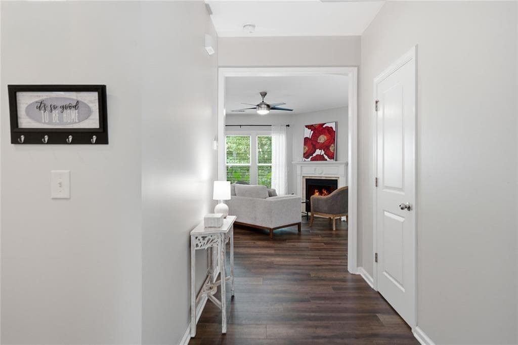 3 bedroom, 3 bathroom, 1,857 sq ft townhouse for sale at 4855 Waterbrooke Crossing, Alpharetta, GA 30004 — photo 4
