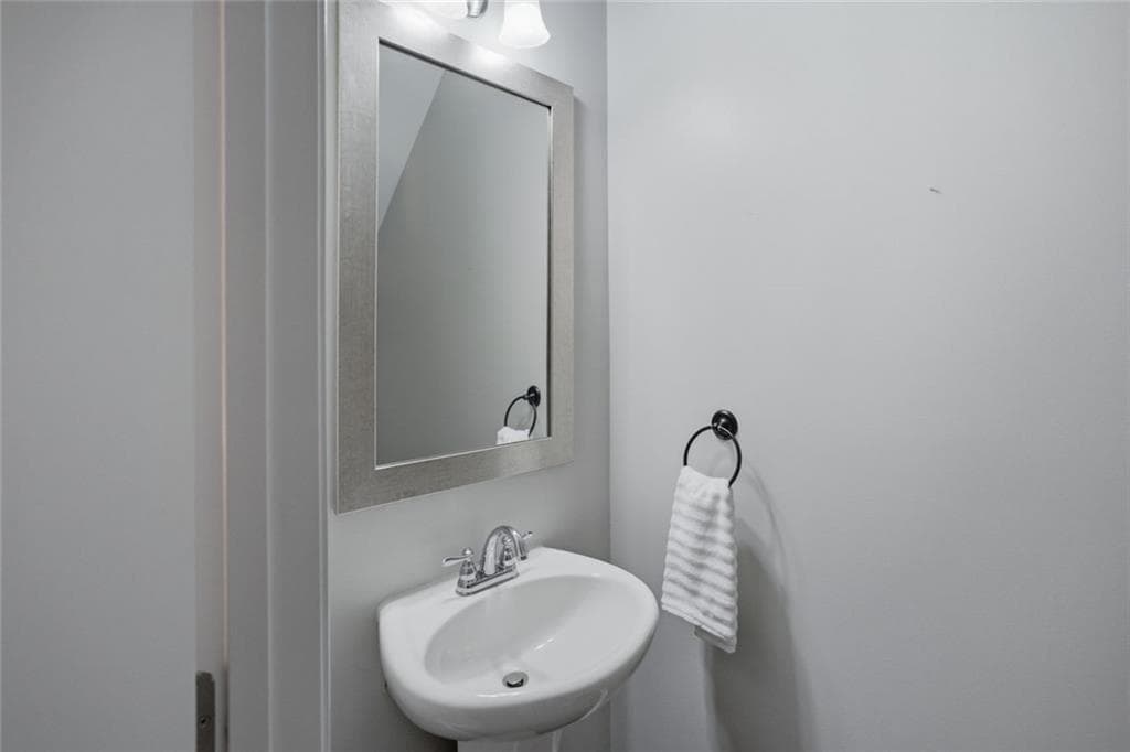 3 bedroom, 3 bathroom, 1,857 sq ft townhouse for sale at 4855 Waterbrooke Crossing, Alpharetta, GA 30004 — photo 10