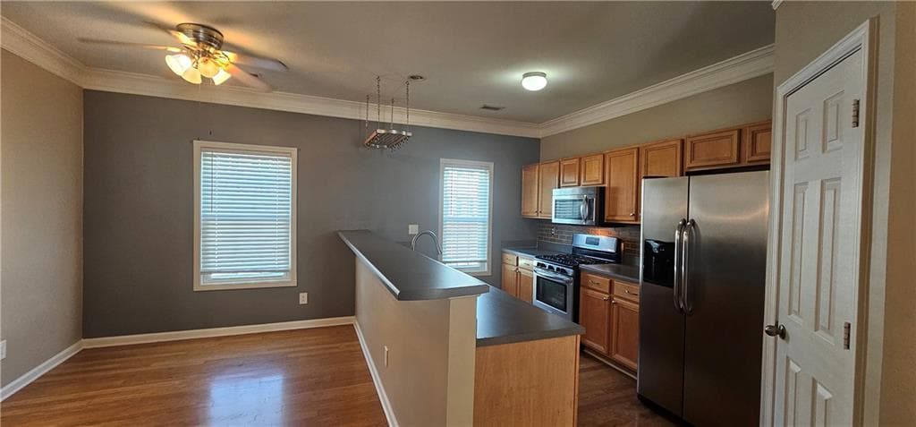 3 bedroom, 4 bathroom, 2,252 sq ft townhouse for sale at 6005 Turfway Park Court, Sugar Hill, GA 30518 — photo 5