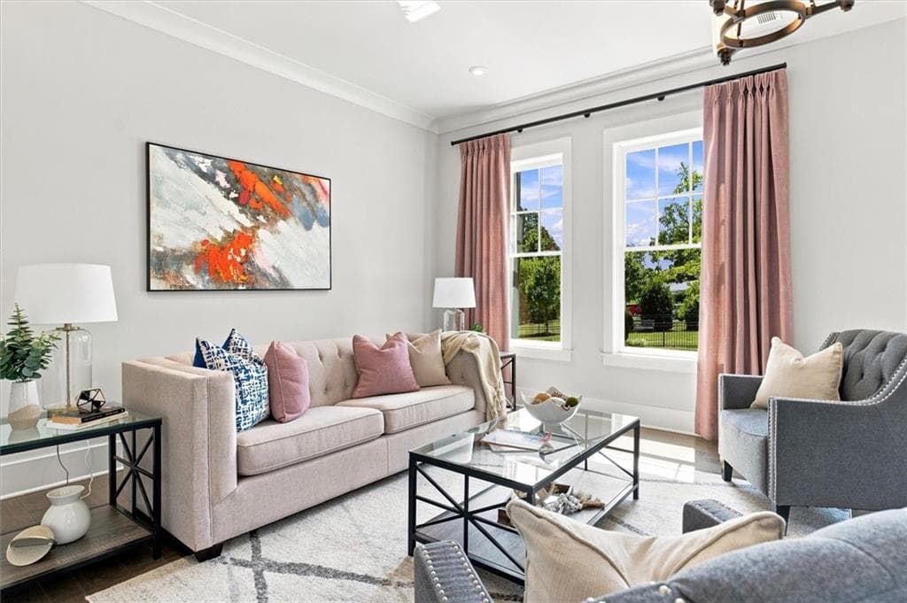 3 bedroom, 4 bathroom, 2,708 sq ft townhouse under contract at 560 Maplewood Drive, Roswell, GA 30075 — photo 6