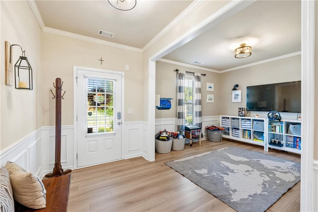 4 bedroom, 3 bathroom, 2,419 sq ft single family residence for sale at 4690 Settlers Grove Road, Cumming, GA 30028 — photo 3