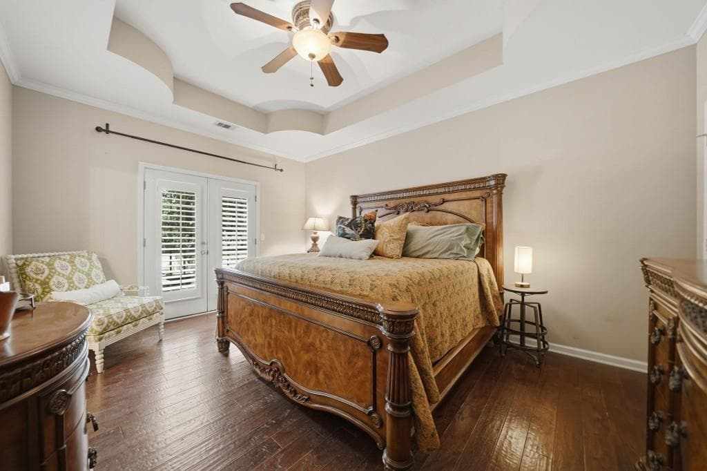 4 bedroom, 3 bathroom, 2,912 sq ft single family residence for sale at 2085 Habersham Marina Road, Cumming, GA 30041 — photo 5