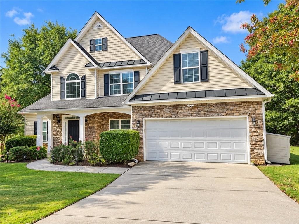 5 bedroom, 3 bathroom, 2,321 sq ft single family residence for sale at 1026 Mason Lee Ave, Loganville, GA 30052