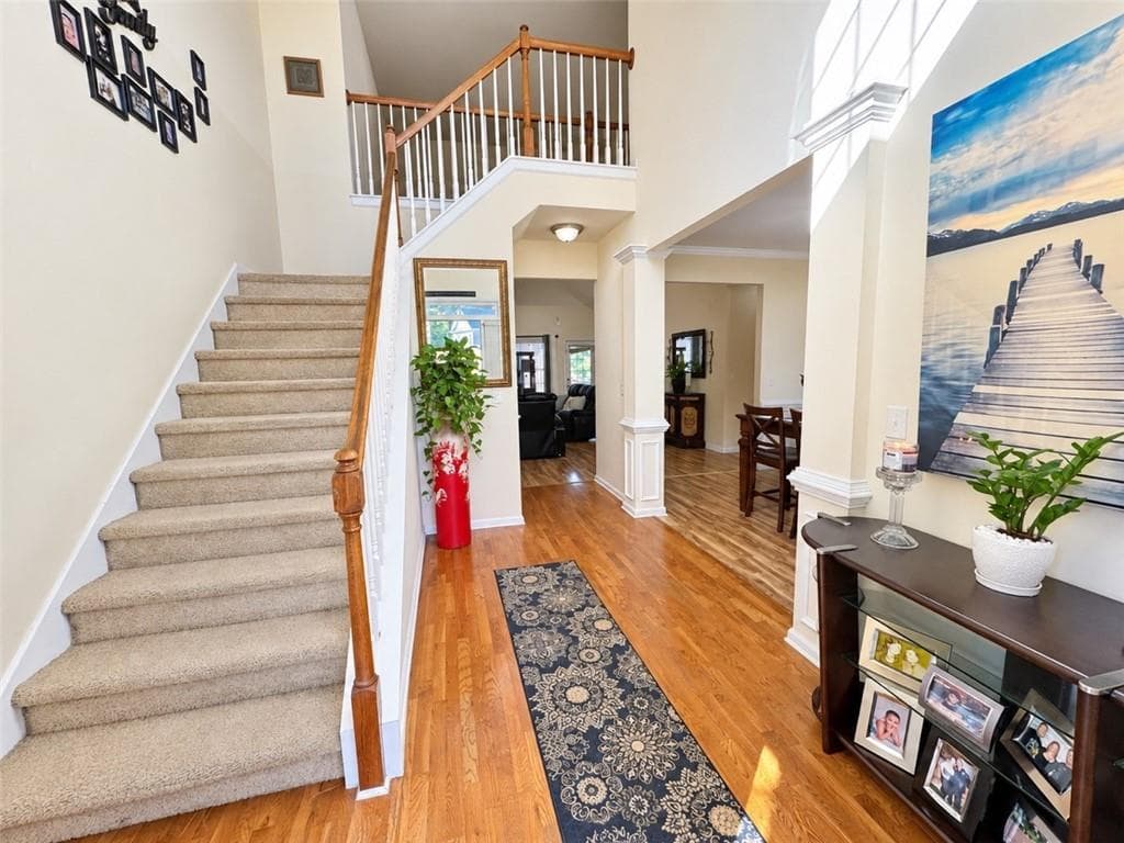 5 bedroom, 3 bathroom, 2,321 sq ft single family residence for sale at 1026 Mason Lee Ave, Loganville, GA 30052 — photo 3