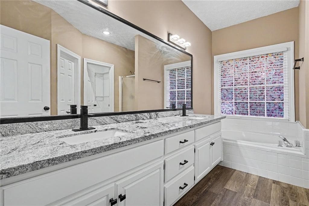 4 bedroom, 3 bathroom, 2,602 sq ft single family residence for sale at 3238 Palm Tree Drive, Lithonia, GA 30038 — photo 10