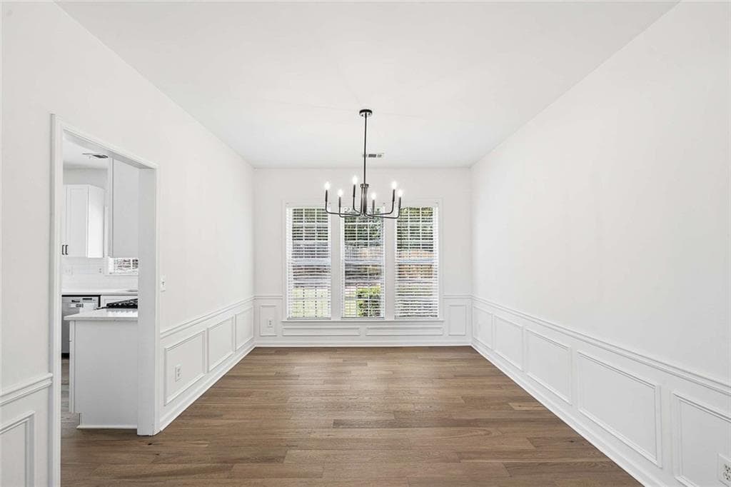 4 bedroom, 3 bathroom, 2,421 sq ft single family residence for sale at 941 Bendleton Drive, Woodstock, GA 30188 — photo 5