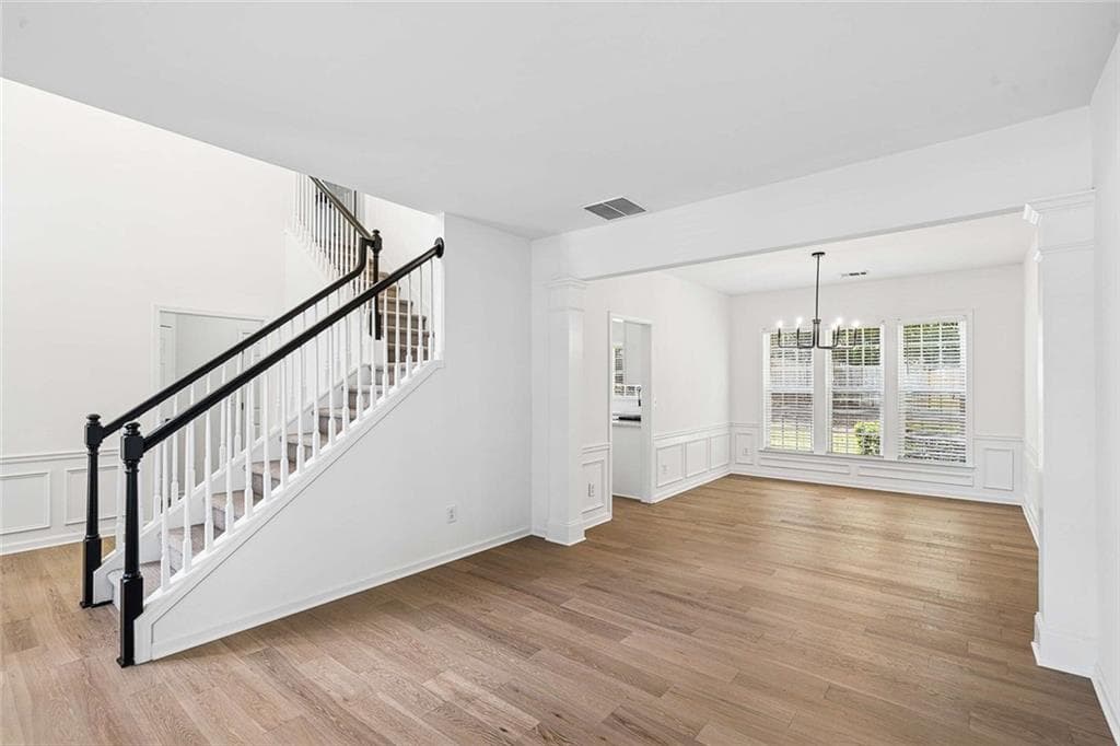 4 bedroom, 3 bathroom, 2,421 sq ft single family residence for sale at 941 Bendleton Drive, Woodstock, GA 30188 — photo 8