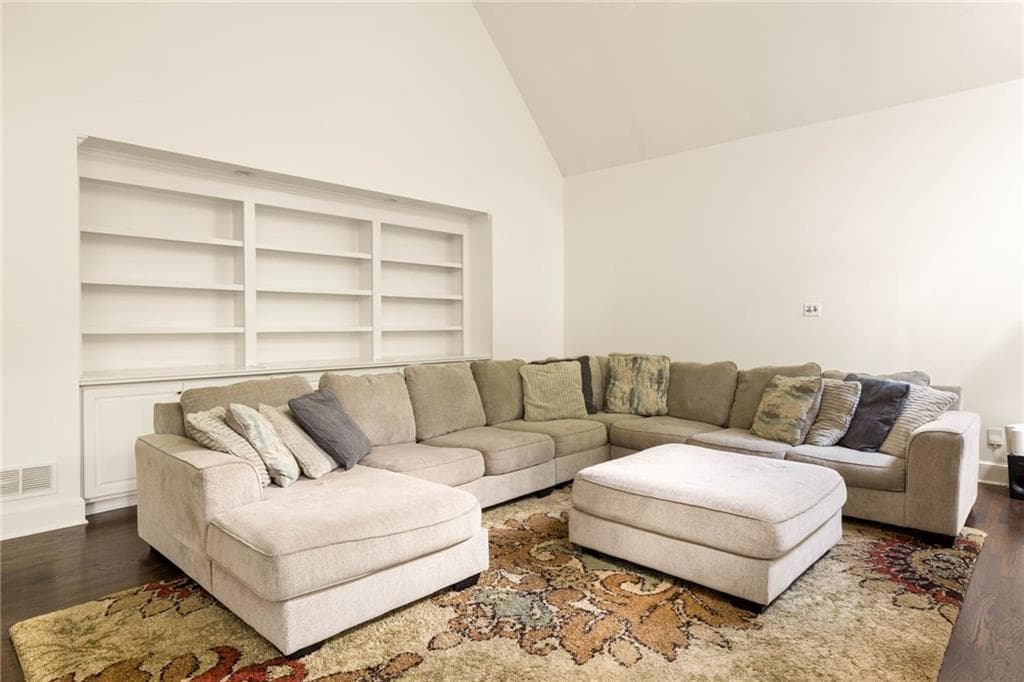 4 bedroom, 4 bathroom, 3,418 sq ft single family residence for sale at 720 Vinings Estates Drive, Smyrna, GA 30126 — photo 8