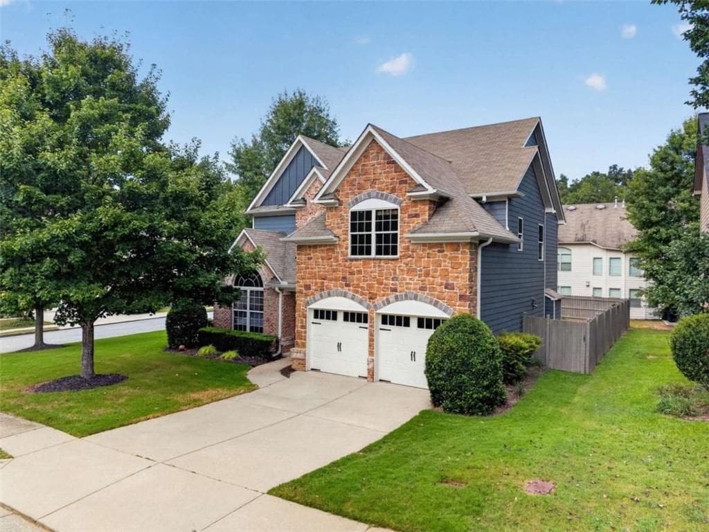 4 bedroom, 4 bathroom, 2,895 sq ft single family residence for sale at 426 Shiloh Manor Drive, Marietta, GA 30066 — photo 2