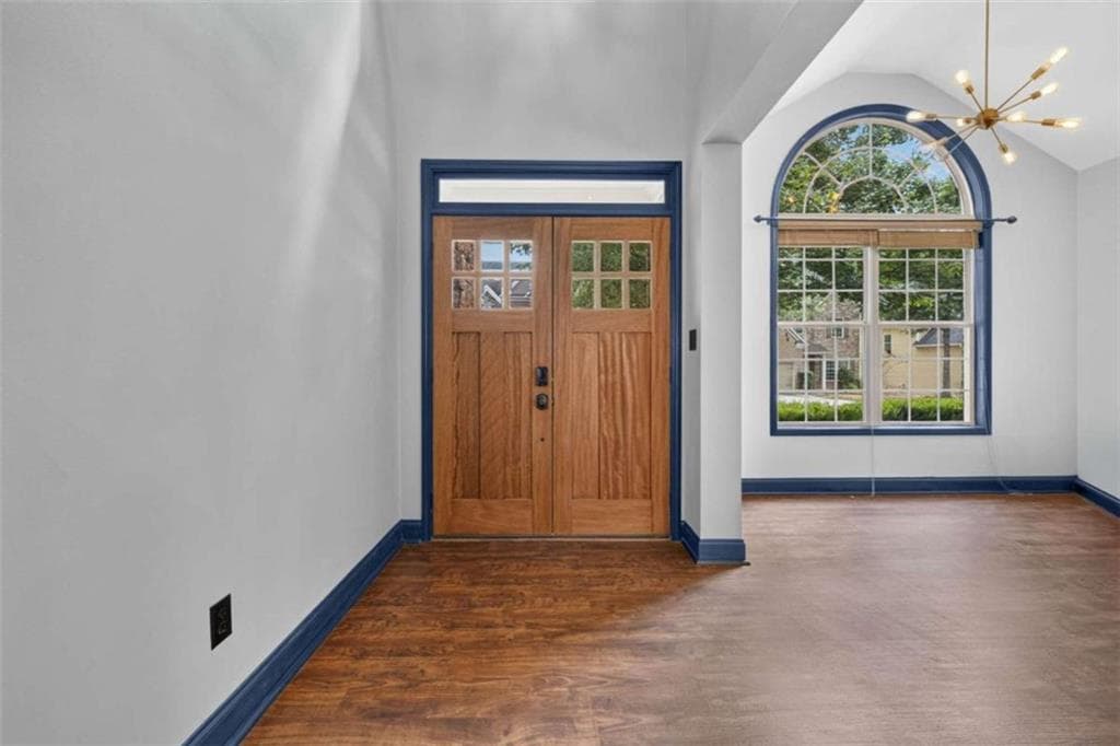 4 bedroom, 4 bathroom, 2,895 sq ft single family residence for sale at 426 Shiloh Manor Drive, Marietta, GA 30066 — photo 4