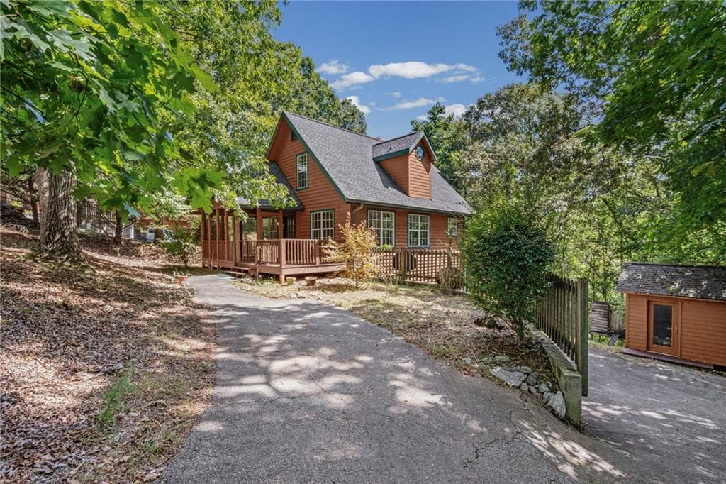 4 bedroom, 3 bathroom, 1,453 sq ft single family residence for sale at 589 Eagle Rest Road, Dahlonega, GA 30533 — photo 2