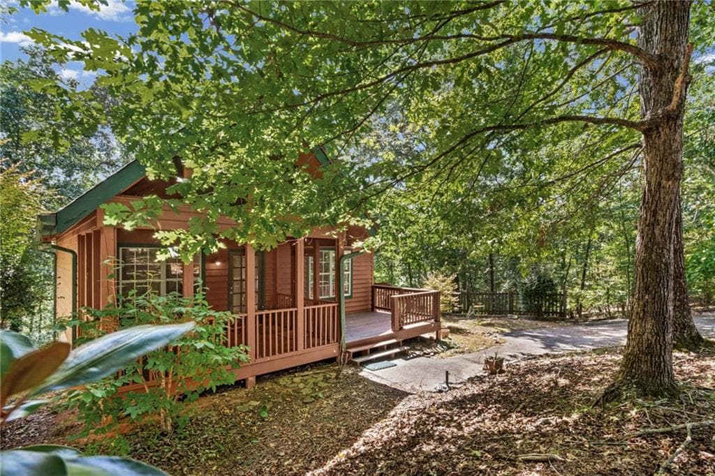 4 bedroom, 3 bathroom, 1,453 sq ft single family residence for sale at 589 Eagle Rest Road, Dahlonega, GA 30533 — photo 3