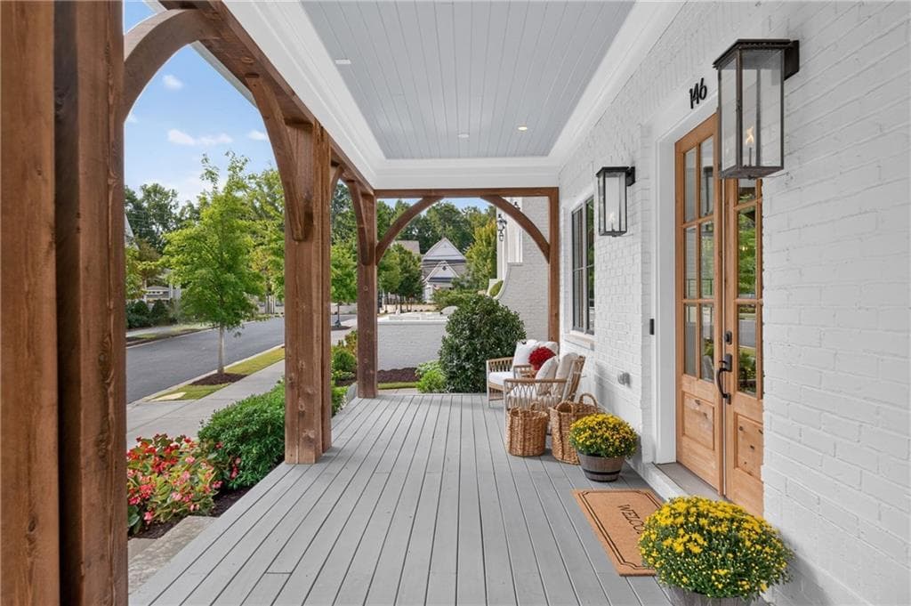 4 bedroom, 4 bathroom, 3,978 sq ft single family residence under contract at 146 Weyhill Court, Alpharetta, GA 30009 — photo 5