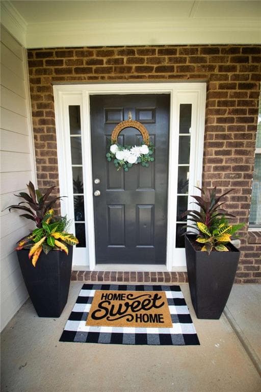 4 bedroom, 3 bathroom, 2,756 sq ft single family residence for sale at 100 Inverness Avenue, Newnan, GA 30263 — photo 2