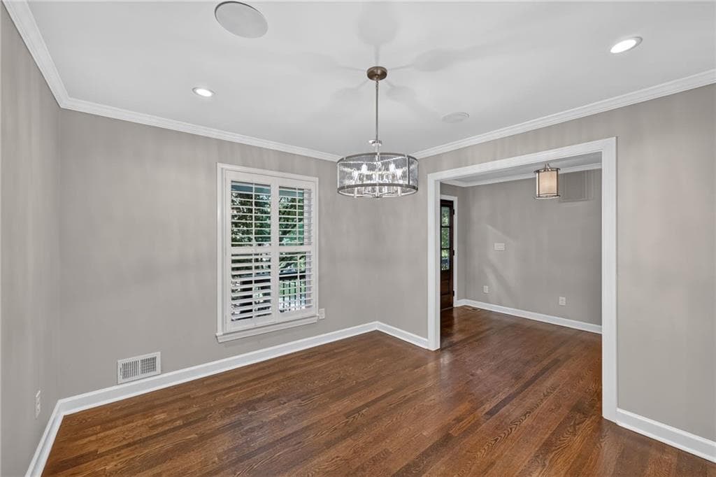 4 bedroom, 4 bathroom, 2,600 sq ft single family residence for sale at 3009 Greenoaks Circle, Atlanta, GA 30345 — photo 5