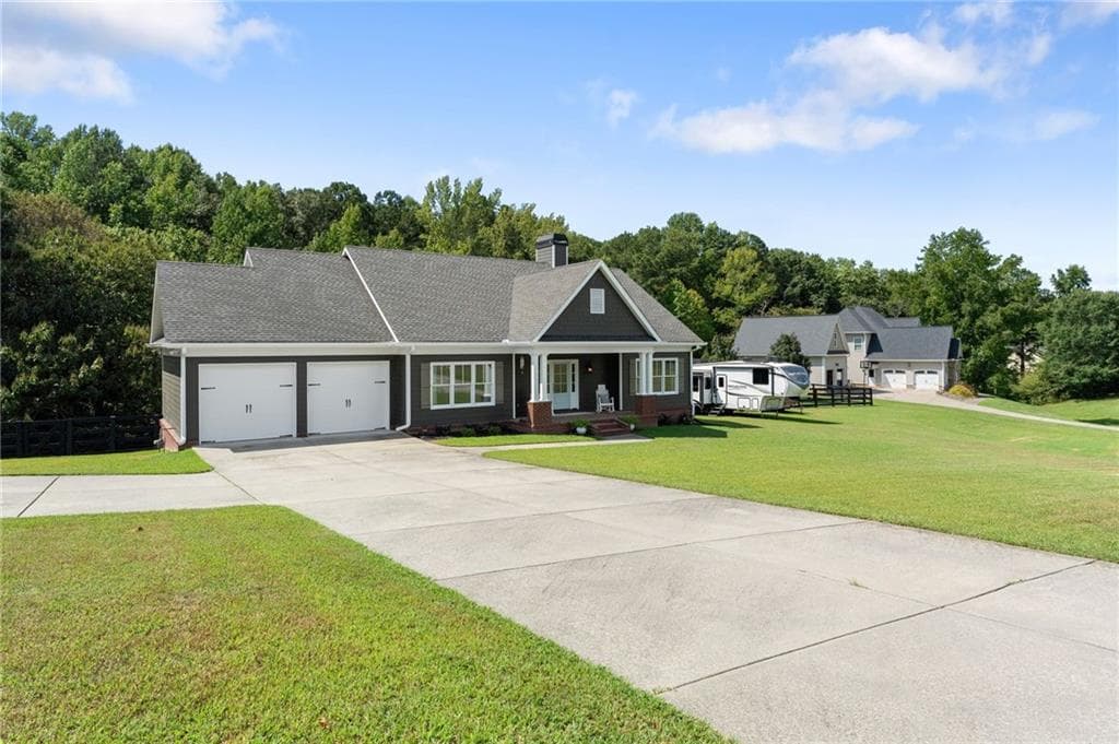 5 bedroom, 4 bathroom, 4,600 sq ft single family residence for sale at 4465 Carters Creek Lane, Cumming, GA 30040