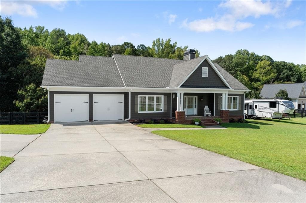 5 bedroom, 4 bathroom, 4,600 sq ft single family residence for sale at 4465 Carters Creek Lane, Cumming, GA 30040 — photo 8