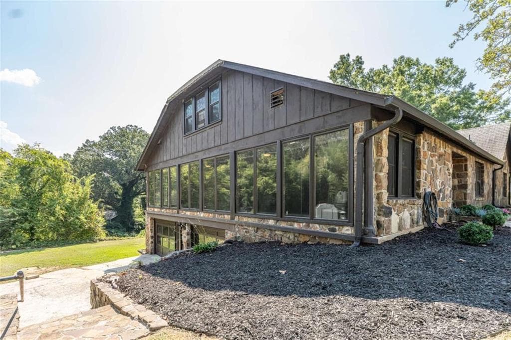 3 bedroom, 2 bathroom, 5,204 sq ft single family residence for sale at 20 Lindberg Drive, Rome, GA 30161 — photo 5
