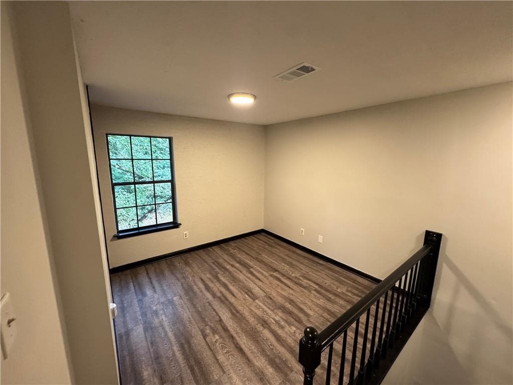other under contract at 1413 STONE MILL Trace, Stone Mountain, GA 30083 — photo 7