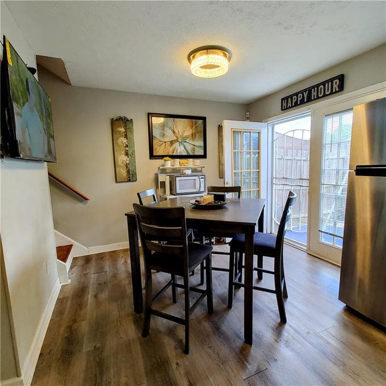 3 bedroom, 2 bathroom, 950 sq ft townhouse for sale at 1625 Conley Road 138, Conley, GA 30288 — photo 4