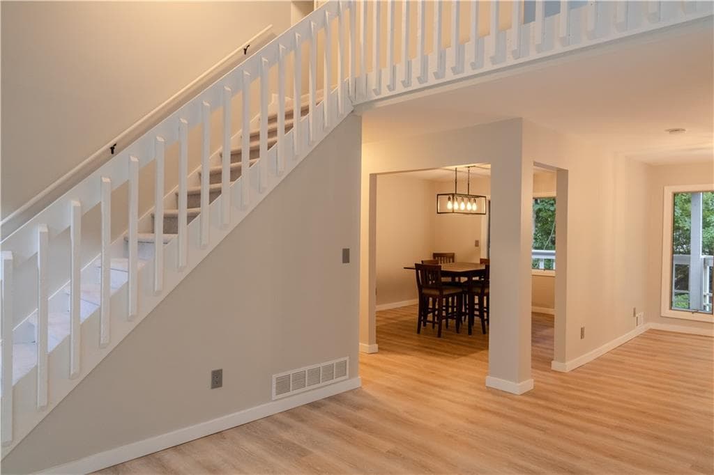 4 bedroom, 4 bathroom, 2,611 sq ft single family residence for sale at 461 Lakeshore Drive, Berkeley Lake, GA 30096 — photo 8