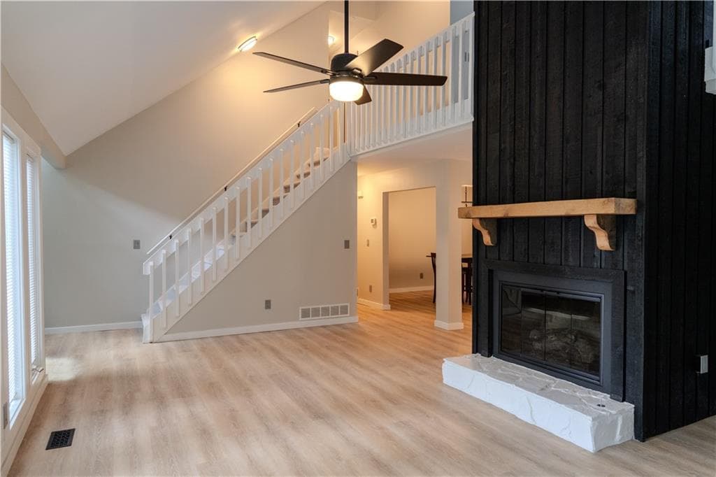 4 bedroom, 4 bathroom, 2,611 sq ft single family residence for sale at 461 Lakeshore Drive, Berkeley Lake, GA 30096 — photo 9
