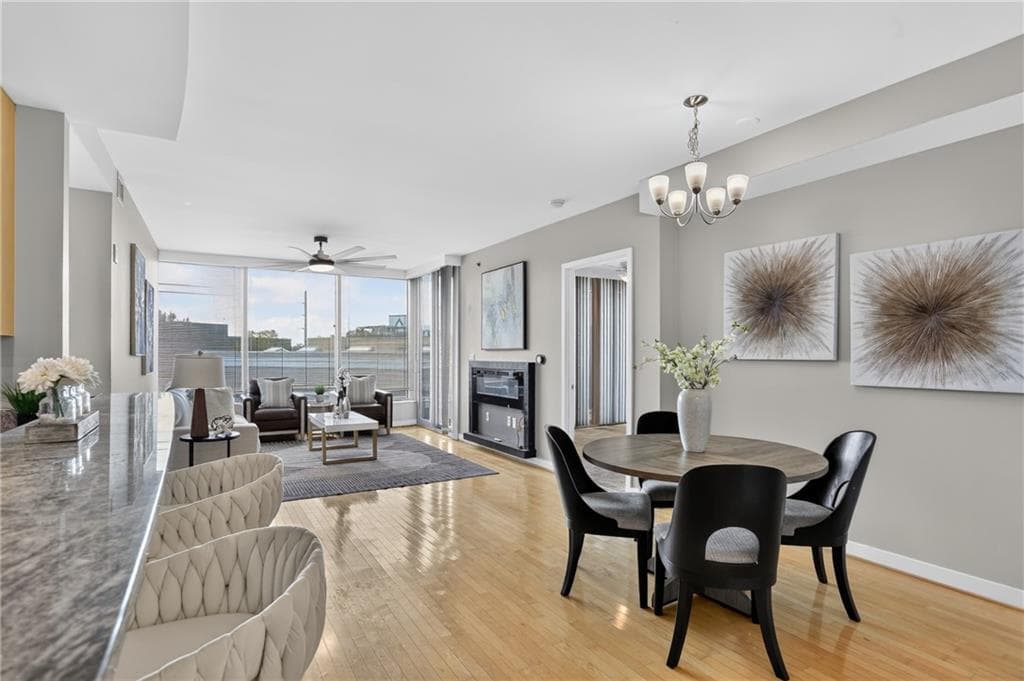 2 bedroom, 2 bathroom, 1,429 sq ft condominium for sale at 3338 Peachtree Road 601, Atlanta, GA 30326 — photo 6