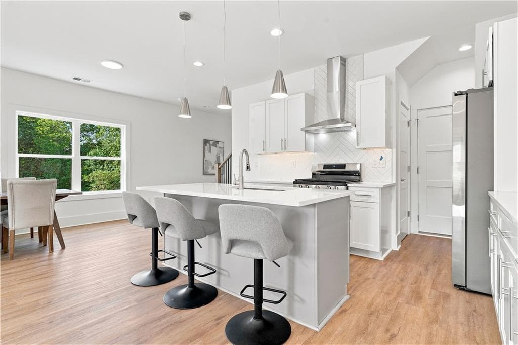 4 bedroom, 3 bathroom, 1,800 sq ft single family residence for sale at 30 Golden Autumn Drive, Dahlonega, GA 30533 — photo 6