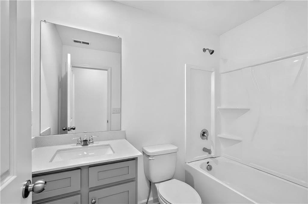 4 bedroom, 3 bathroom, 1,995 sq ft single family residence for sale at 60 Sea Grove Drive, Rome, GA 30161 — photo 8
