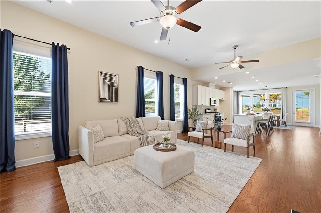 3 bedroom, 2 bathroom, 1,854 sq ft single family residence under contract at 196 Chatuge Drive, Hoschton, GA 30548 — photo 6