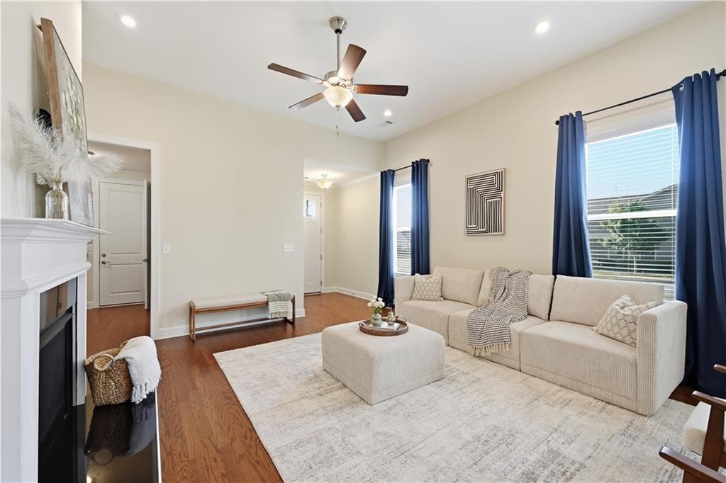 3 bedroom, 2 bathroom, 1,854 sq ft single family residence under contract at 196 Chatuge Drive, Hoschton, GA 30548 — photo 9