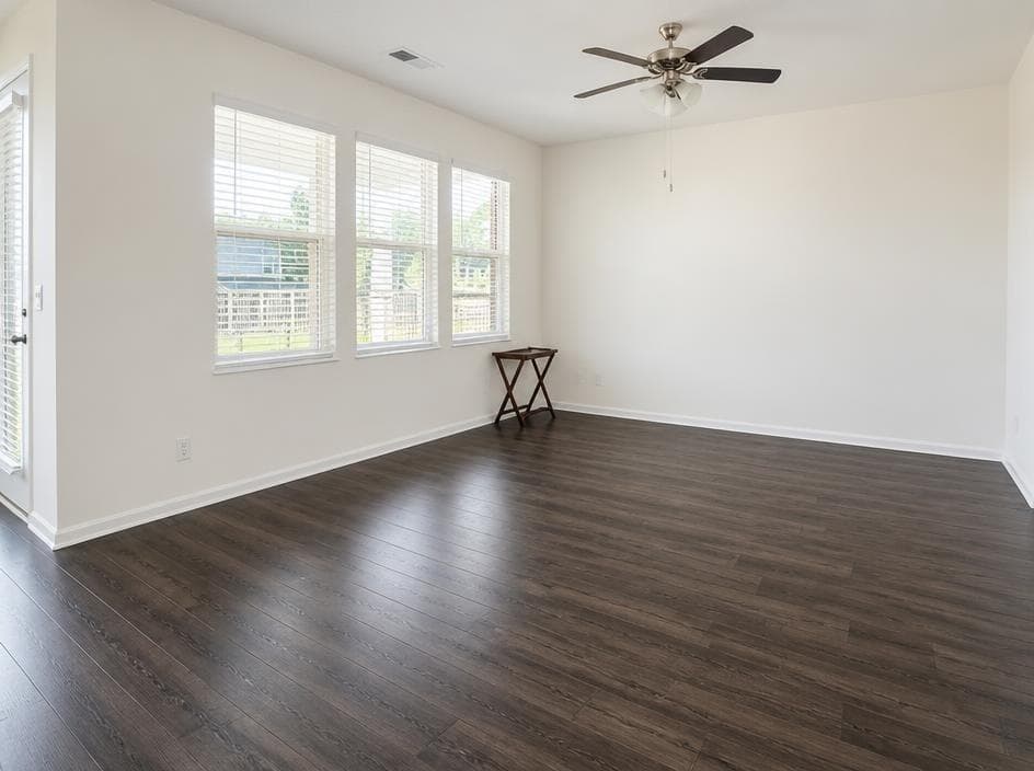 3 bedroom, 3 bathroom, 1,767 sq ft single family residence for sale at 457 Shasta Court, Hoschton, GA 30548 — photo 4