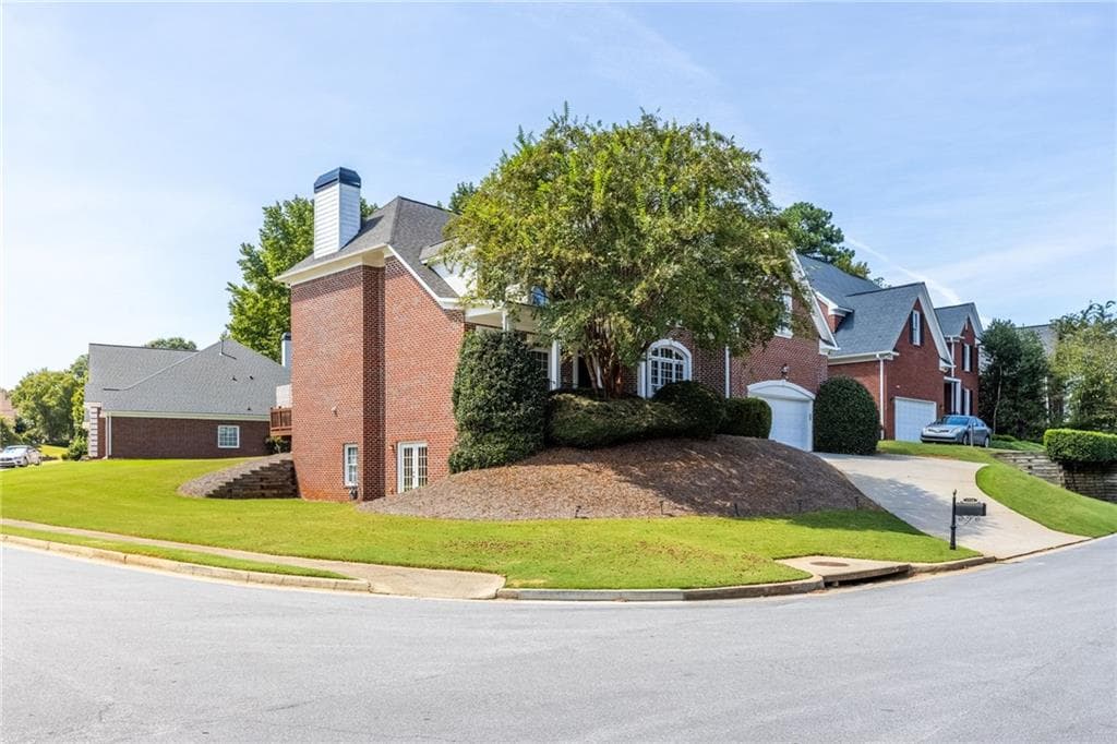 4 bedroom, 3 bathroom, 3,176 sq ft single family residence under contract at 3146 Canter Way, Duluth, GA 30097 — photo 5