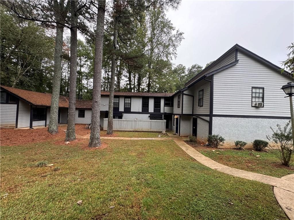 other under contract at 1411 Stone Mill Trace, Stone Mountain, GA 30083 — photo 2