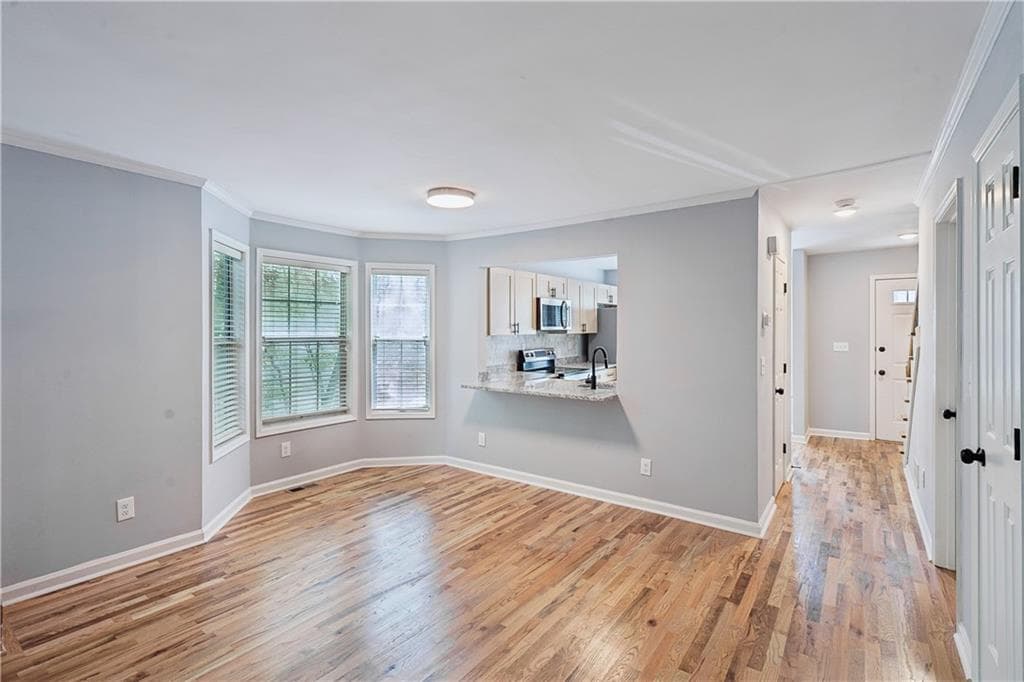 3 bedroom, 3 bathroom, 1,748 sq ft townhouse for rent at 5200 Laurel Bridge Drive, Smyrna, GA 30082 for $2,295 a month — photo 8