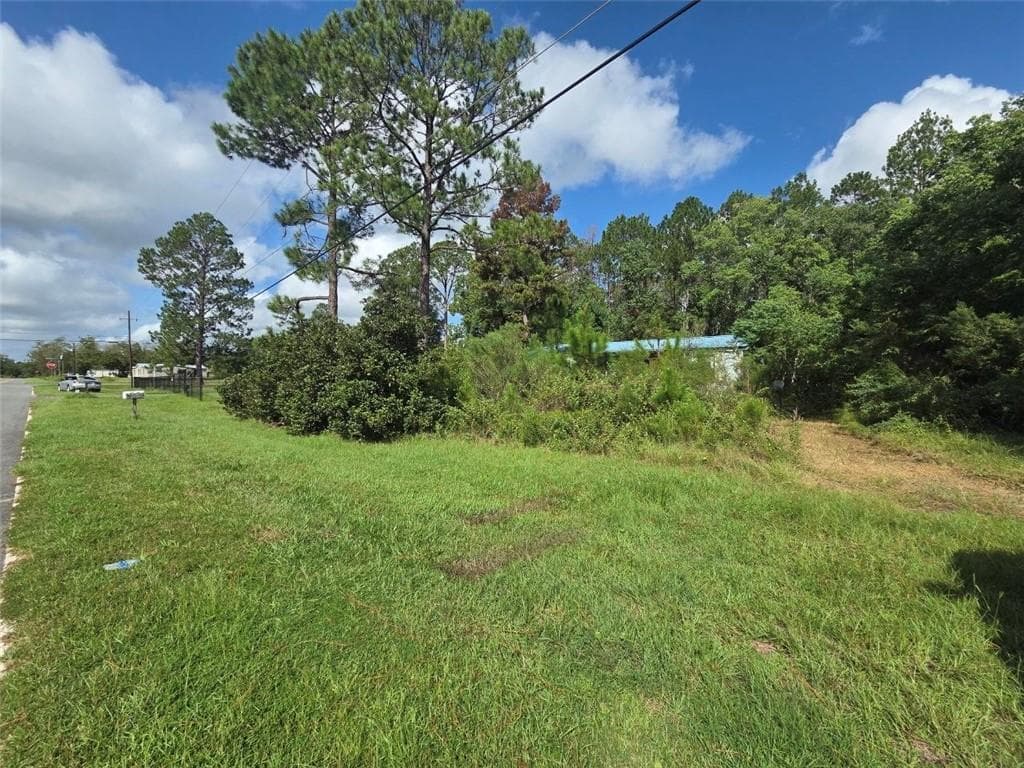 3 bedroom, 4 bathroom, 1,152 sq ft single family residence under contract at 2458 Pennsylvania Avenue, Waycross, GA 31503 — photo 2