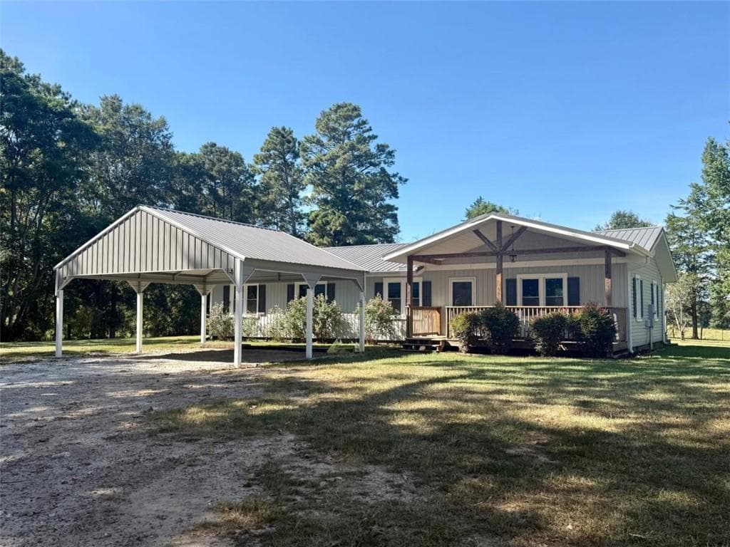 3 bedroom, 2 bathroom, 1,456 sq ft single family residence under contract at 1345 Farmers High Road, Carrollton, GA 30117 — photo 2